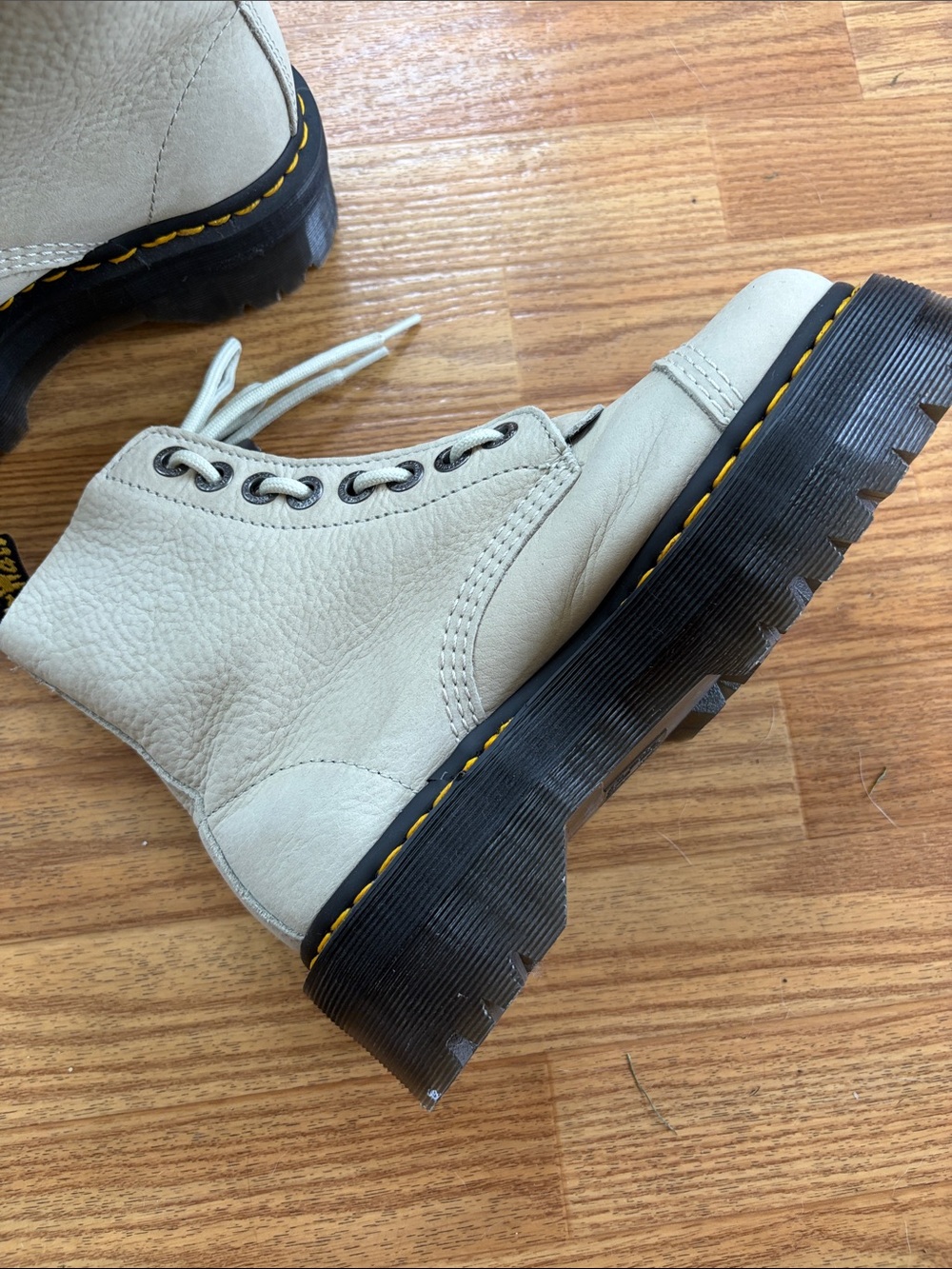 Dr. Martens Sinclair Boots in Mint - Picture 3 of 9